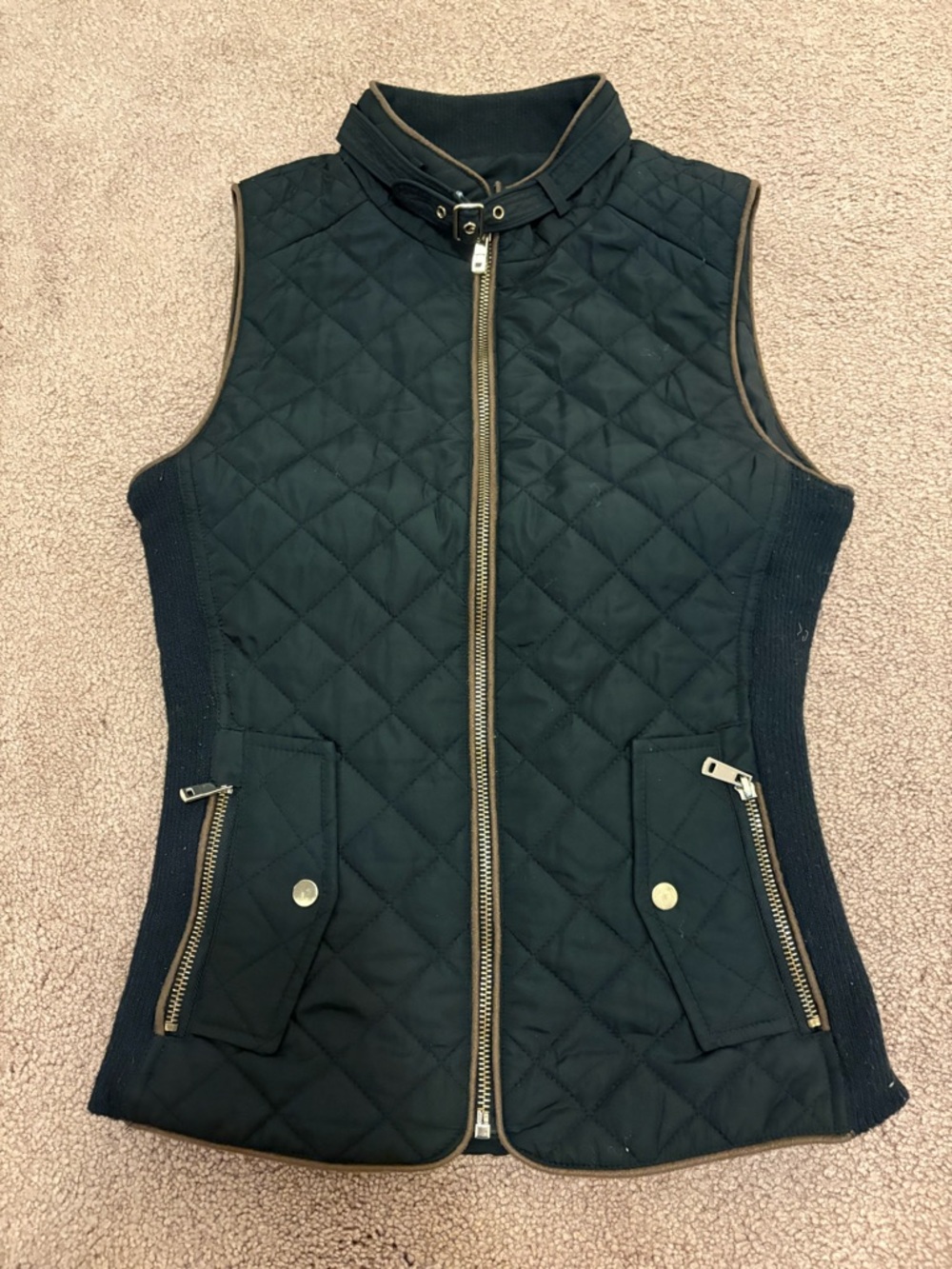 Chocolate Quilted Sleeveless Vest size small